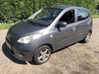 Coche accidentado Hyundai I-10 i10 1.25i Dynamic Cool 2010/3