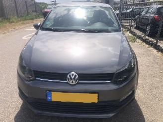 krockskadad bil auto Volkswagen Polo polo 1.0 trend 2016/5
