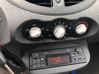 Renault Twingo Twingo 1.2 16V Collection picture 12