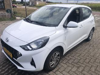 Damaged car Hyundai I-10 i10 1.0 Comfort 2020/6