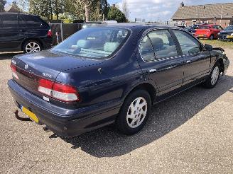 Nissan Maxima-qx Maxima QX 3.0 V6 SE picture 3