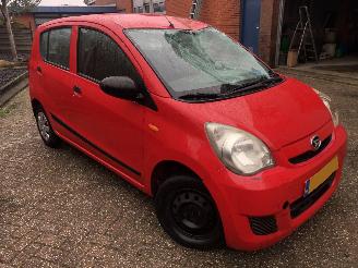 Vaurioauto  passenger cars Daihatsu Cuore couere 1.0 2010/1