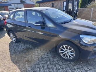 Unfallwagen BMW 2-serie 218i active tourer 2017/12
