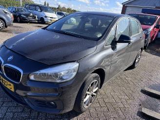BMW 2-serie 218i active tourer picture 2