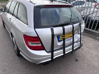 Mercedes C-klasse 200 cdi picture 4