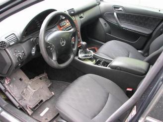 Mercedes C-klasse c 200 cdi station picture 6