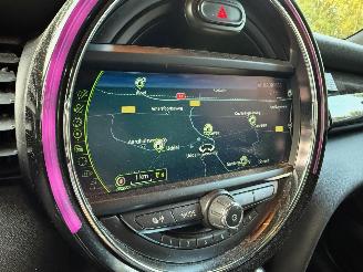 Mini Cooper S SD Chili Automaat Navi Clima picture 12