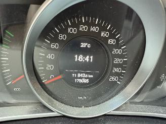 Volvo V-40 Cross Country 1.6 D2 Momentum picture 8