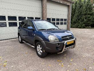 damaged passenger cars Hyundai Tucson 2.0i 4WD Style Cruise Clima NAP ! 2004/8