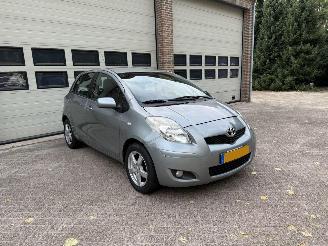 Schadeauto Toyota Yaris 1.3 VVTi Automaat Airco 136825 Km NAP ! 2009/8