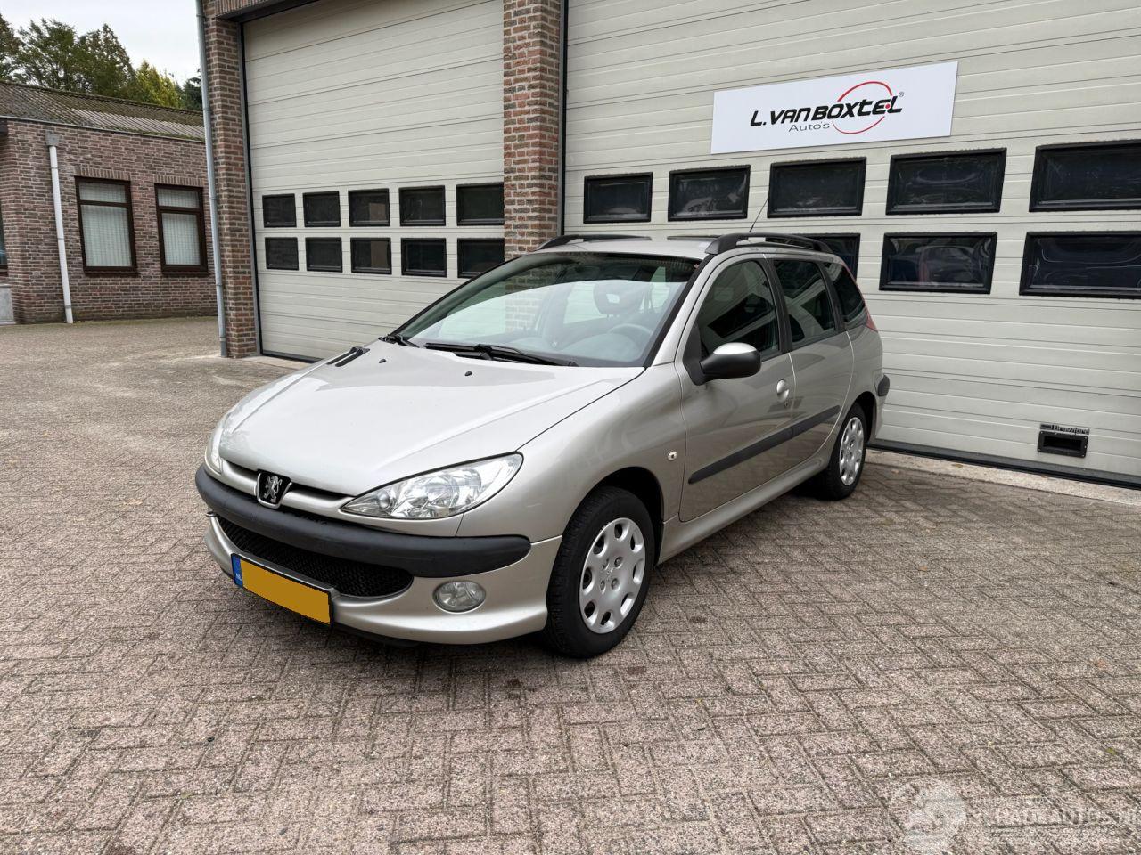 Peugeot 206 1.4 One-Line