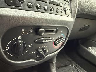 Peugeot 206 1.4 One-Line picture 9