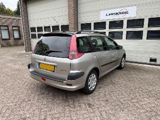 Peugeot 206 1.4 One-Line picture 4