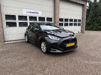 krockskadad bil auto Toyota Yaris 1.5 VVT-i Style Head-Up Navi Clima Cruise 34611 Km ! 2021/10