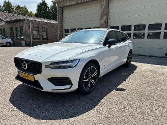 Volvo V-60 2.0 B3 Momentum Navi Clima Cruise NAP ! picture 4