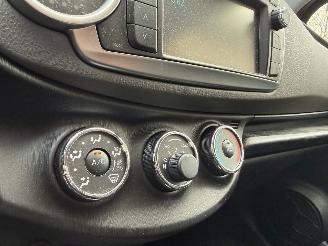 Toyota Yaris 1.3 VVT-i Aspiration Automaat Navi 40213 Km NAP ! picture 11