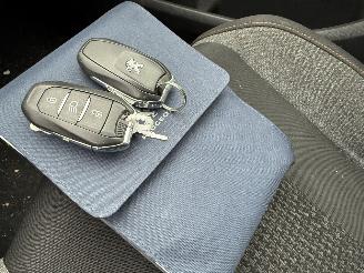 Peugeot 3008 1.6 e-THP Allure Automaat Navi Clima Cruise picture 11