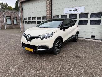 Voiture accidenté Renault Captur 0.9 TCe Dynamique Clima Navi Cruise 15801 Km NAP ! 2016/3