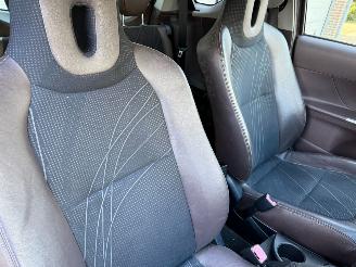 Toyota iQ 1.0 VVTi Comfort Airco Stoelverwarming picture 6
