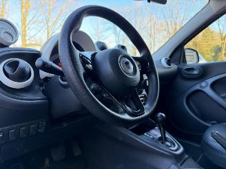 Smart Forfour EQ Essential 18 kWh Automaat Cruise Clima 66258 Km NAP ! picture 7