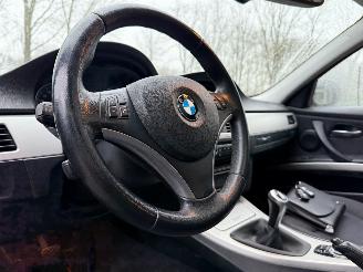 BMW 3-serie 318i High Executive Pano Navi Clima picture 10