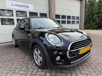 Mini Cooper 1.5 Business Navi Cruise 112206 Km NAP ! picture 2