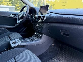 Mercedes B-klasse 220 d Ambition Automaat NAP ! picture 5