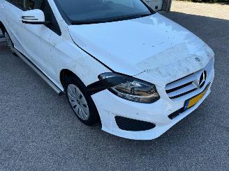 Mercedes B-klasse 220 d Ambition Automaat NAP ! picture 13