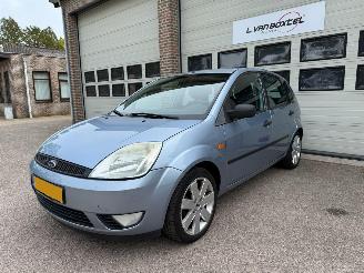 Voiture accidenté Ford Fiesta 1.4 Futura Airco 87208 Km NAP ! 2005/4