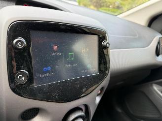 Peugeot 108 1.0 e-VTi Active Automaat Navi AC NAP picture 12