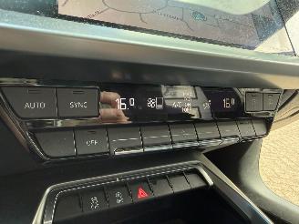 Audi A3 30 TFSI Attitude Automaat Navi Clima 67283 Km NAP ! picture 12