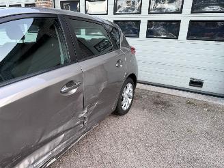 Toyota Auris 1.8 Hybrid Aspiration Navi Clima 51806 Km NAP ! picture 15