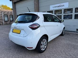 Renault Zoé R110 Life 52 kWh Koopaccu Navi Clima NAP ! picture 3