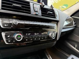 BMW 1-serie 120i Sport Automaat Navi Clima picture 11