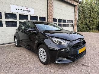 Voiture accidenté Toyota Yaris 1.5 Hybrid 115 Comfort Automaat Navi Clima NAP ! 2025/3