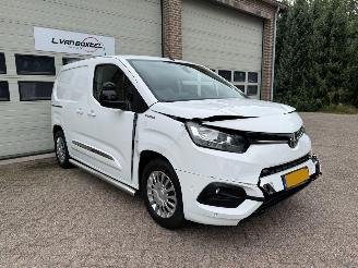 dommages fourgonnettes/vécules utilitaires Toyota Proace City Electric Prof 50 kWh NAP 2x Schuifdeur 2022/10