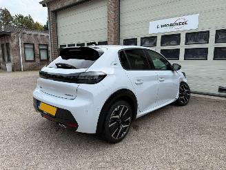 Peugeot 208 1.2 Hybrid 145 e-DCS6 GT Automaat Pano 3244 Km NAP ! picture 4