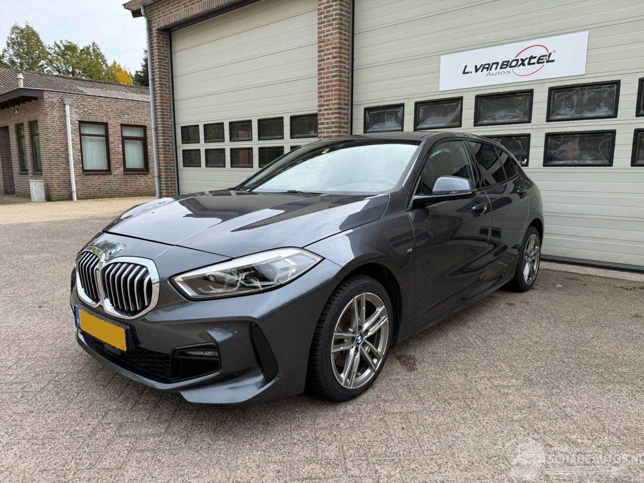 BMW 1-serie 118i M-Sport Automaat Pano Navi Clima