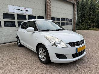 krockskadad bil auto Suzuki Swift 1.2 Summer EASSS Navi Airco 138564 Km NAP ! 2012/7