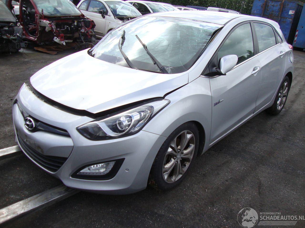 Hyundai I-30 