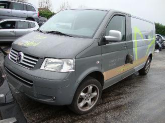 Coche siniestrado Volkswagen Transporter  2010/1