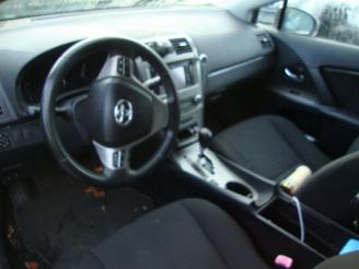 Toyota Avensis  picture 7