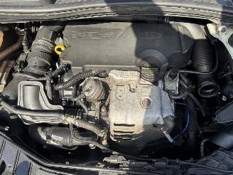 Ford C-Max  picture 9