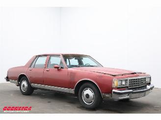 Chevrolet Caprice 5.7 V8 350ci Aut. Airco Elek Ramen BJ 1983. picture 2