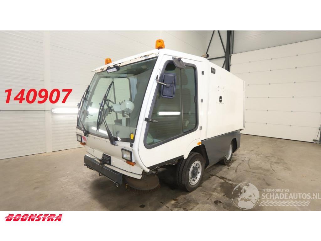 TENNANT  HMF 426 Veegmachine