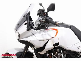 Moto Guzzi  V100 Mandello LED Cruise BY 2023 picture 9