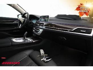 BMW 7-serie 740e iPerformance Massage HUD Memory LRHZ ACC Camera 134.474 km! picture 14