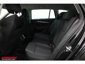 Skoda Octavia Combi 2.0 TDI DSG LED ACC HUD Memory Virtual SHZ picture 19