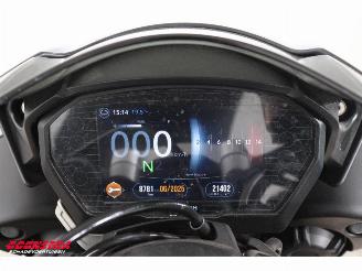 Triumph Speed Triple 1050 RS ABS Arrow Heizgriffe Cruise 21.402 km! picture 18