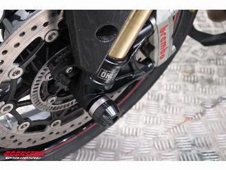 Triumph Speed Triple 1050 RS ABS Arrow Heizgriffe Cruise 21.402 km! picture 11